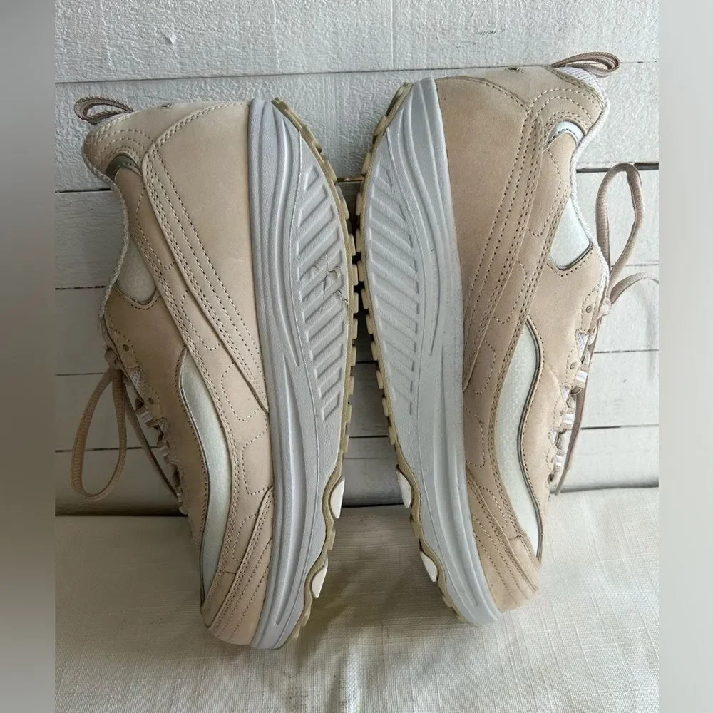 Skechers Beige Shape Ups Shape Up 10